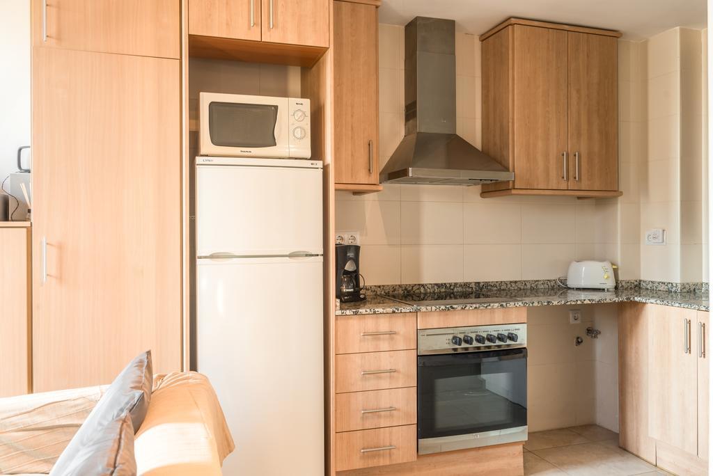 Apartments Hhb Barcelona Exterior photo